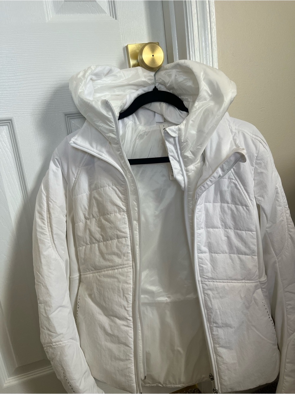 lululemon athletica White Hooded Puffer Jacket
